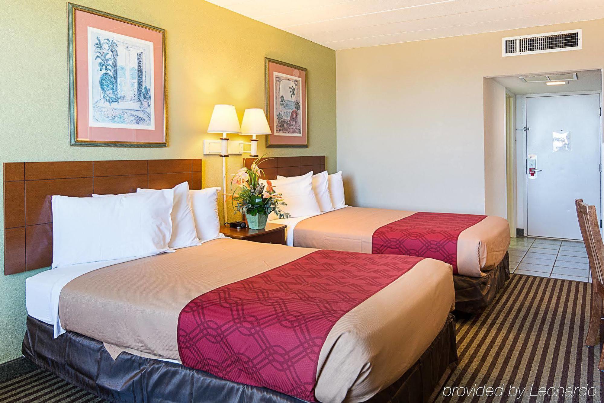 Ocean27 Hotel Вирджиния-Бич Экстерьер фото
